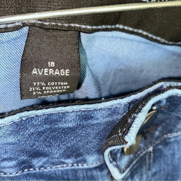 Lane Bryant 3T Straight Stretch Jeans - Picture 8 of 8